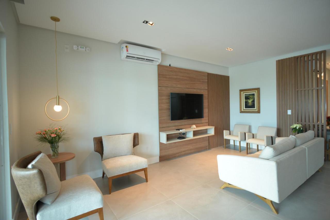 Hospedaria Home Suites Mariscal Bombinhas Exterior foto