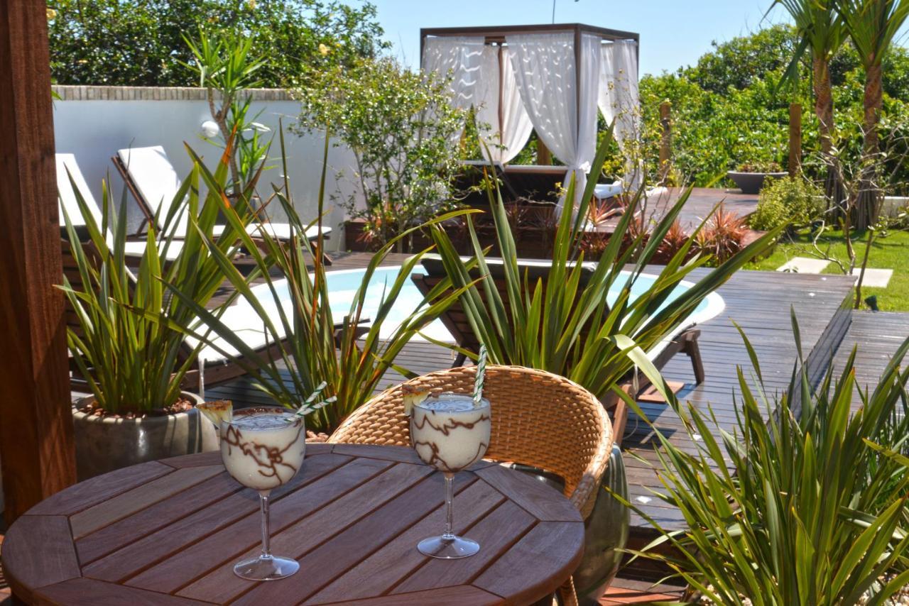 Hospedaria Home Suites Mariscal Bombinhas Exterior foto